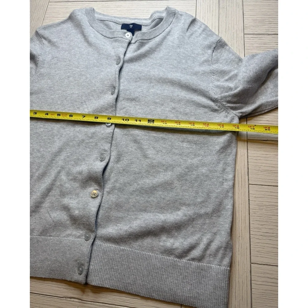 GAP cardigan sweater
